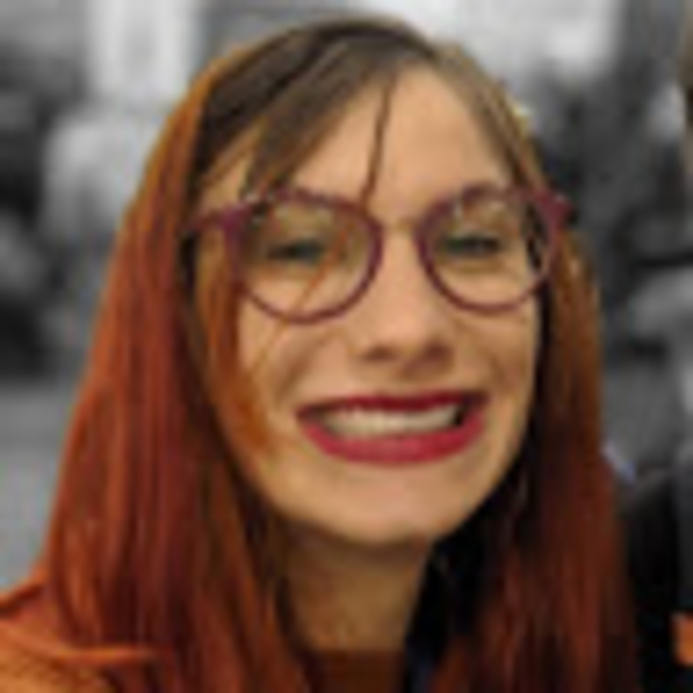 Meet your Posher, Chloe